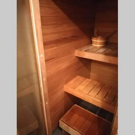 Supeluse 6/2 Kuelaliskorter アパート *